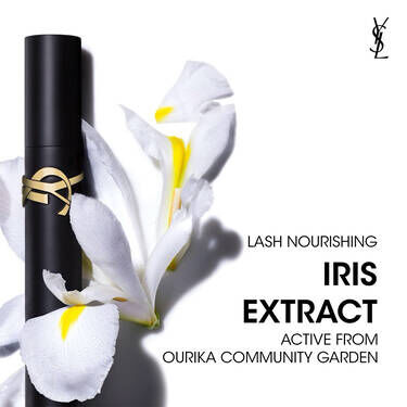 LASH CLASH EXTREME VOLUME MASCARA