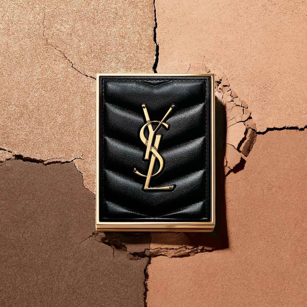 COUTURE MINI CLUTCH